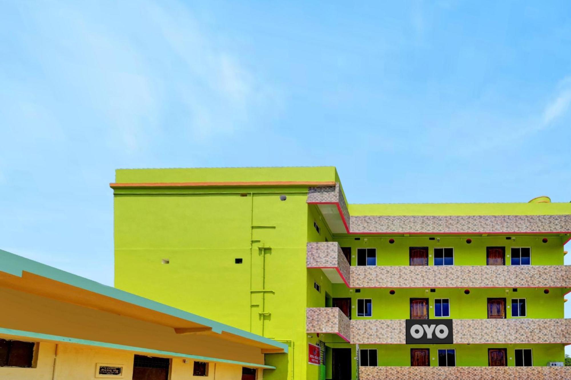 Oyo Flagship 81058 Royal Regalia Hotel Бхубанешвар Екстериор снимка